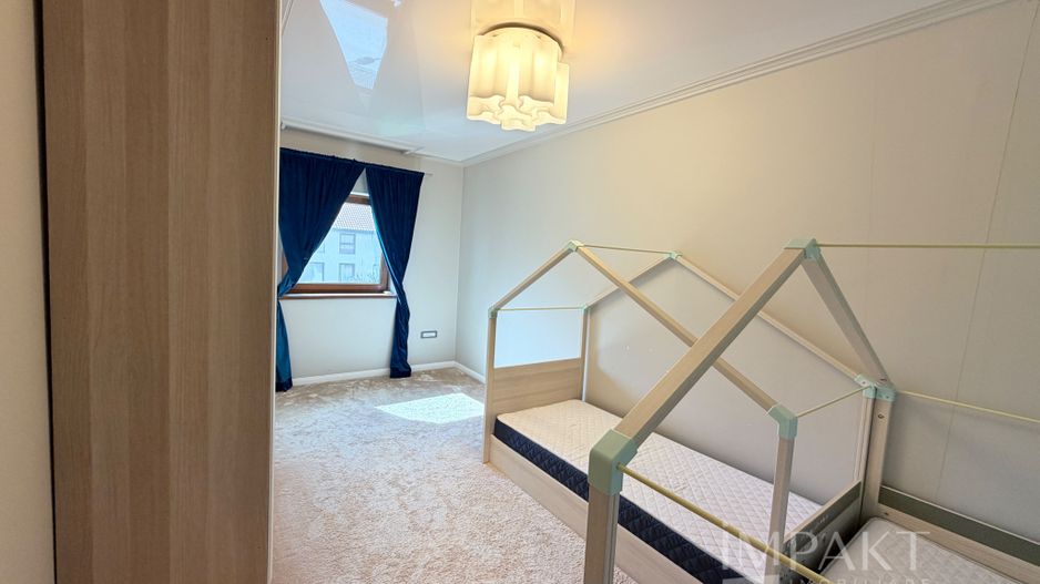 Casa tip cvadruplex in cartierul Buna-Ziua! - Poză 9