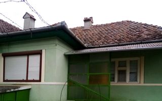 Casă 3 camere, priveliște Castelul Ugron – pretabil si pentru investie - Poză 5