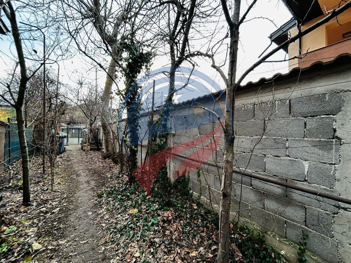 Teren de vanzare pe str Ana Ipatescu - Poză 2