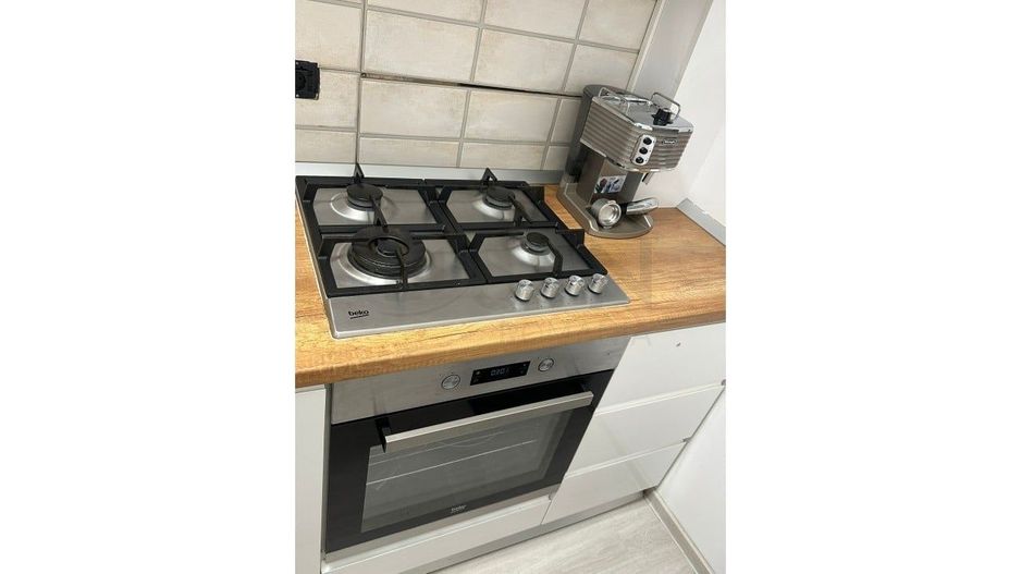 REA1027688 Apartament 2 camere de vanzare renovat si mobilat cu loc de parcare A - Poză 7