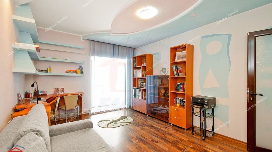 Vanzare apartament cu 3 camere Str. Domneasca, 104 mp, etaj 1. - Poză 9