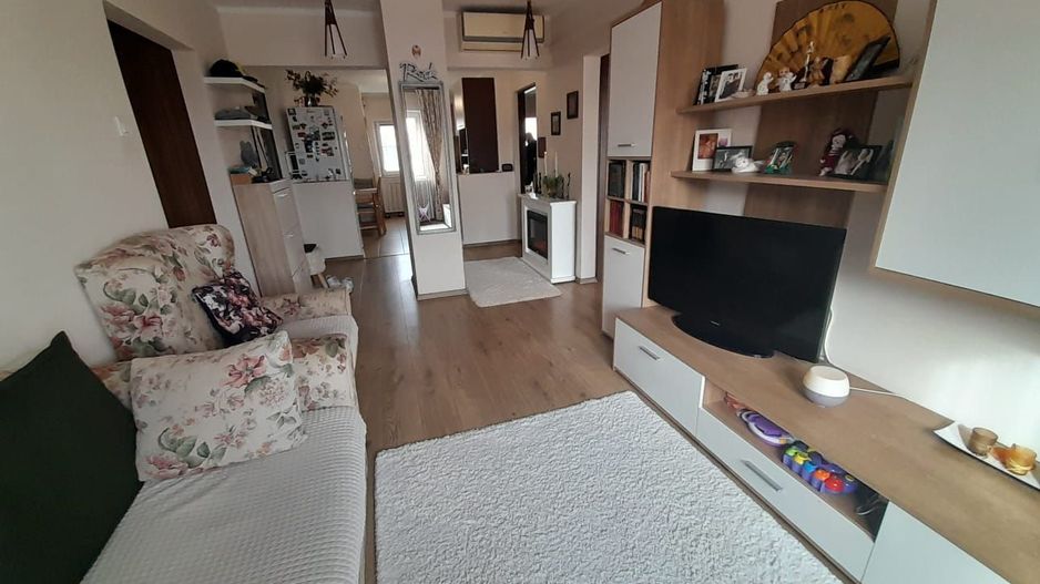 Apartament spatios cu patru camere zona -Bucovina - Poză 2