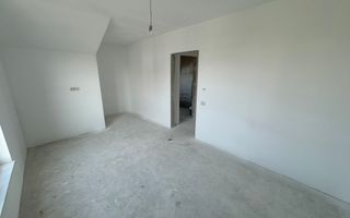 Comision 0%. Finisaje la alegere. Toate utilitatile. Strada asfaltata. - Poză 17