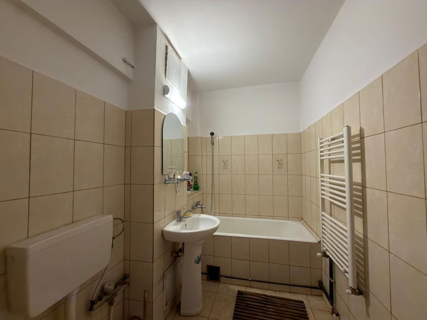 Apartament 2 camere de inchiriat – Zona Ultracentrala- Pitesti - Poză 3