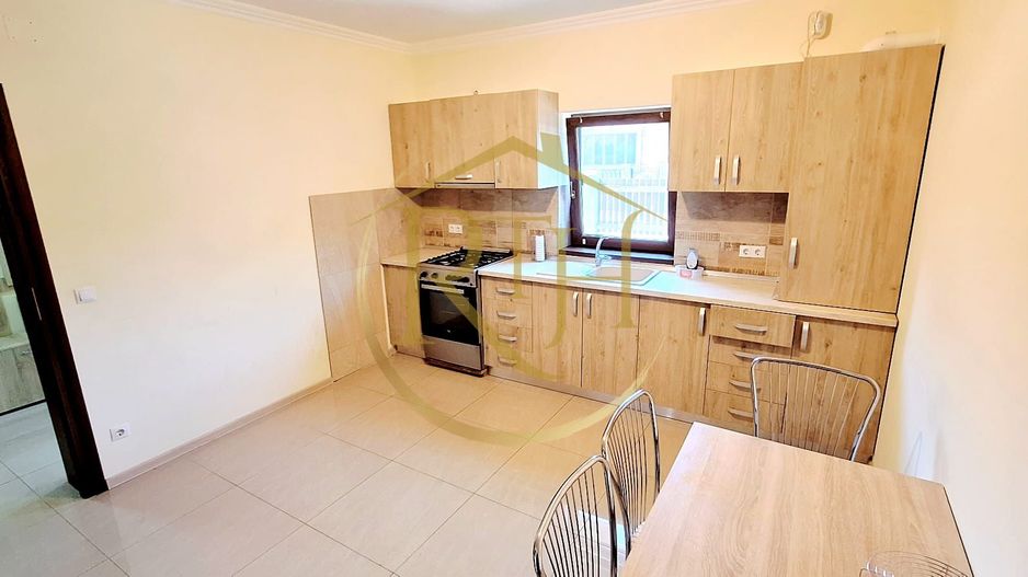 Oferim spre inchiriere, Casa-Duplex cu 4 camere in Dumbravita aproape de Lidl - Poză 8