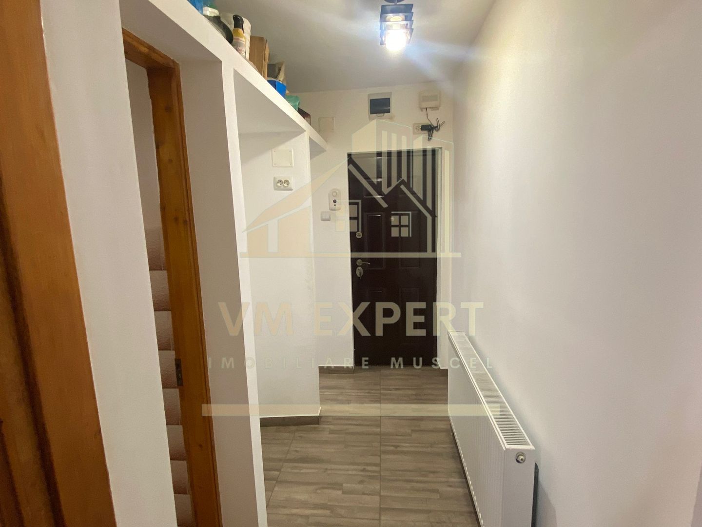 APARTAMENT 2 CAMERE ETAJ 2 ZONA VIȘOI CAMPULUNG - Poză 10