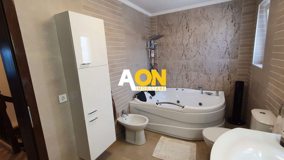 1/2 Duplex, mobilat, utilat, 4 camere, 492 mp teren, Cetate - Poză 11