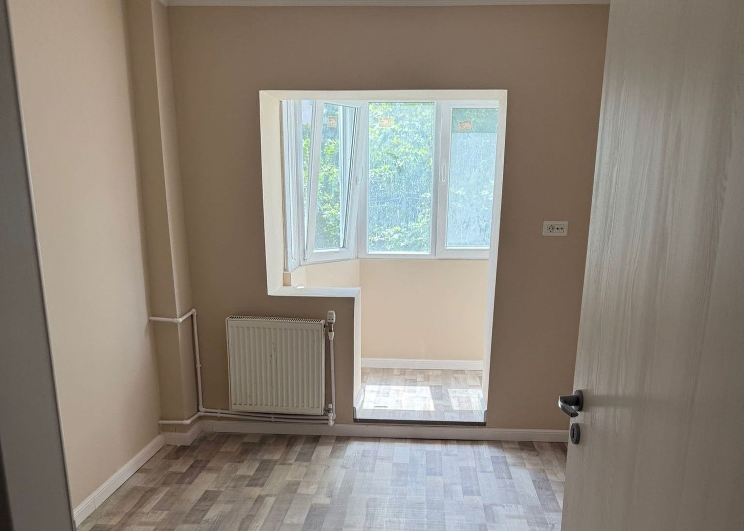 Apartament 3 camere I Soseaua Berceni I Vanzare - Poză 1