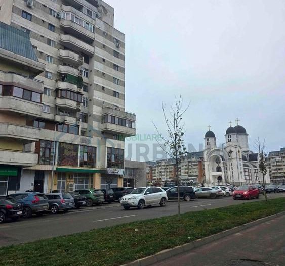 Spațiu comercial de închiriat în zonă centrală, Pașcani, lângă Primărie - Poză 3