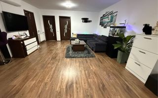 De vânzare: apartament cu 3 camere, ideal pentru locuit sau investiție - Poză 1
