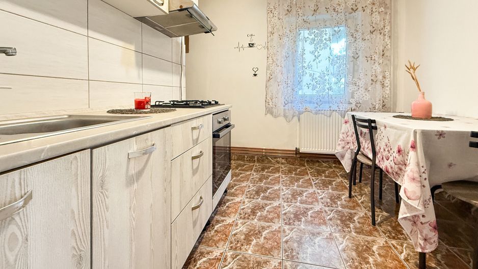 Apartament 2 camere, zona Complex-Printul Turcesc. - Poză 6