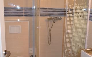Studiou langa medicina cu scara interioara - Poză 20