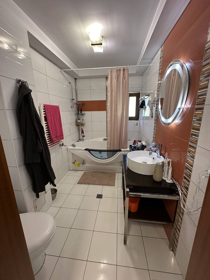 Iancu Nicolae- Vilă impresionantă-8 camere si 772 mp teren- comision 0 - Poză 17