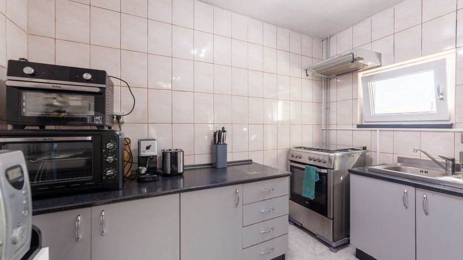 Casa visurilor cu 4000 mp livada roditoare si gradina Darmanesti-Arges - Poză 15