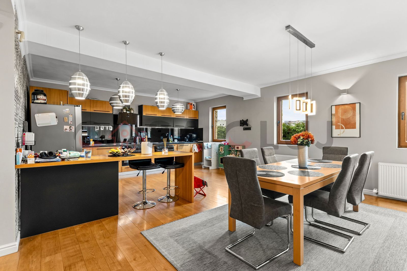 Casa Individuala, La Cheie, Garaj -cu 3 locuri, Gradina, 2 Terase, Manastur!! - Poză 1