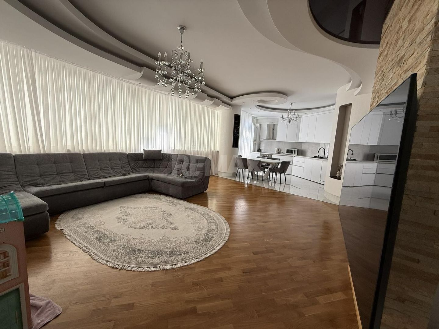 Apartament spre vinzare sectorul Rascani - Poză 5