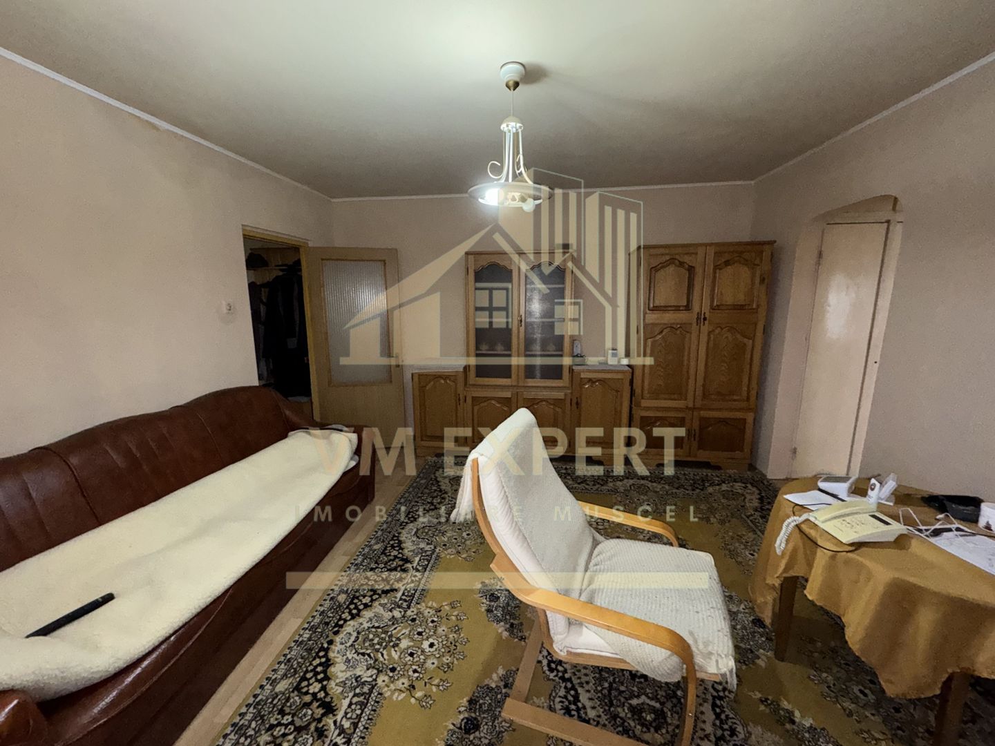 APARTAMENT 2 CAMERE ETAJ 2 CAMPULUNG VIȘOI - Poză 16