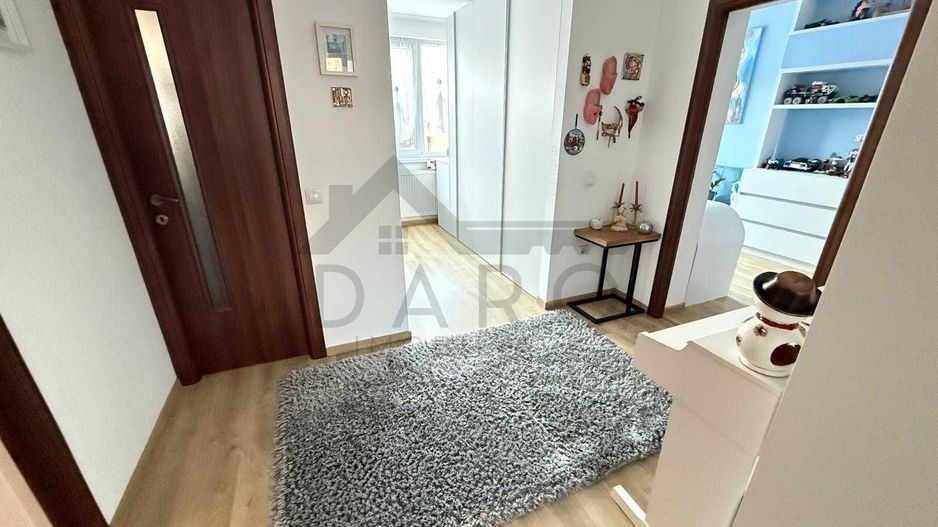 Apartament cu 2 camere, decomandat, etajul 3, complet renovat, ideal pentru locuit sau investiție, situat in cartierul Tudor, str Moldovei. - Poză 7