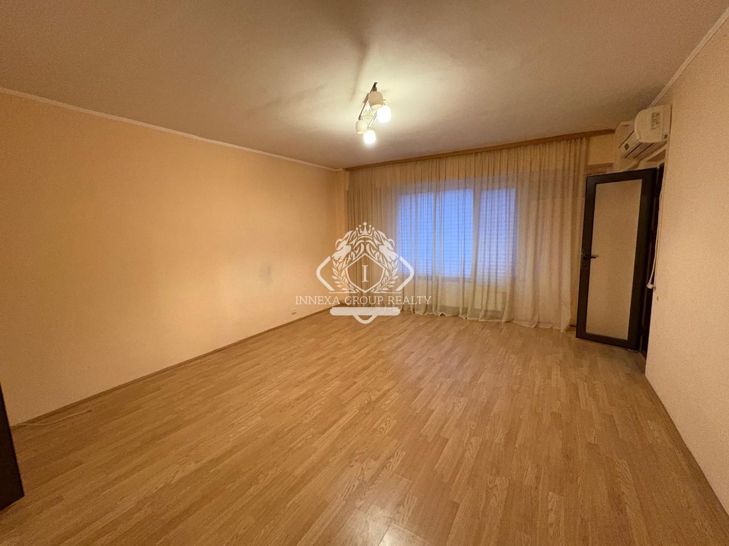13 Septembrie-Panduri | 3 camere | 78mp | et 8 | 170.000 euro - Poză 1