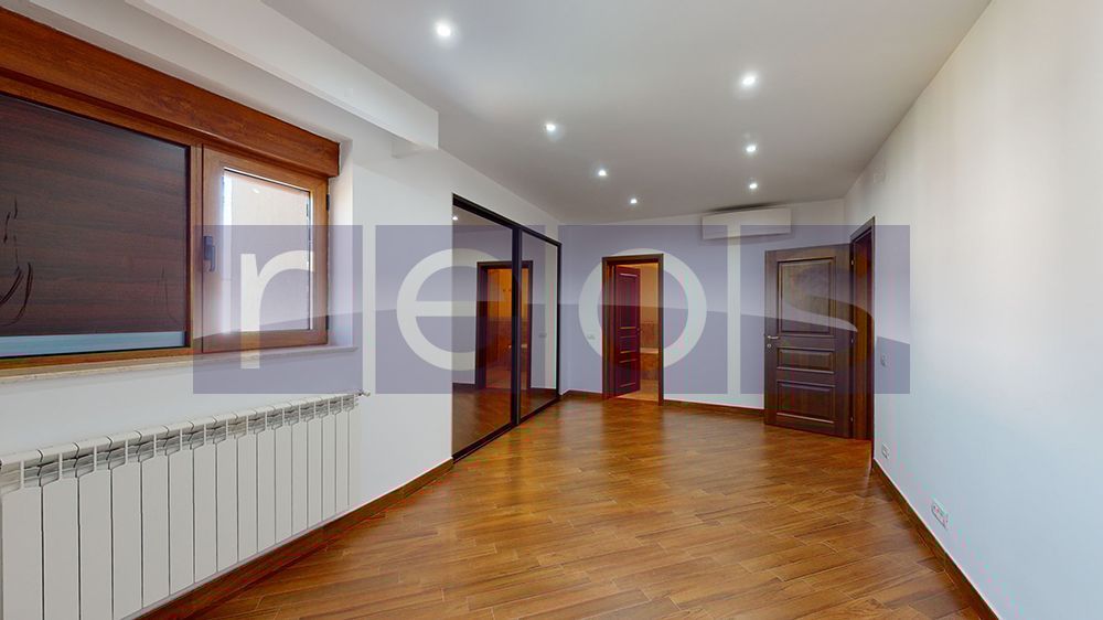 3 CAMERE | BELLER | DOROBANTI - Poză 9