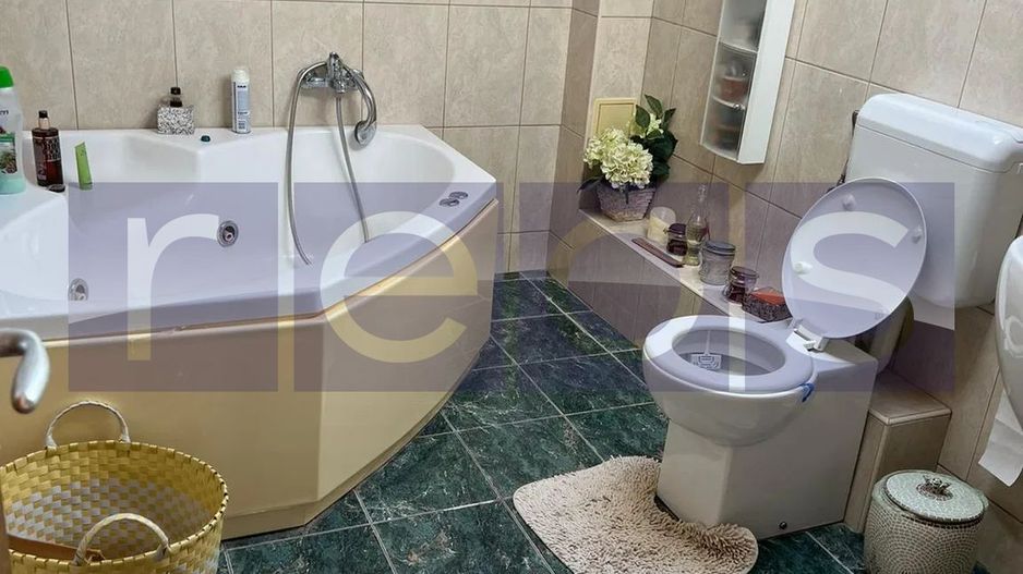 CASA P+1+M DE VANZARE | CURTE PROPRIE | MOBILATA LUX | ZONA PIPERA - Poză 11
