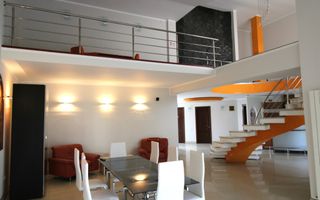 Casă individuală – Dumbrăvița, mobilata si utilata, spatii generoase. - Poză 3