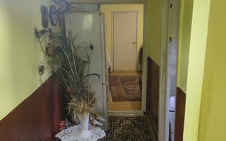 Apartament 2 camere Sagului - Dambovita etaj 3 - Poză 1
