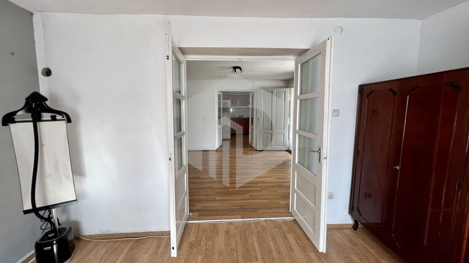 Casa individuala+ curte. Zona Lazaret/Balanta/ 3 Apartamente - Poză 6