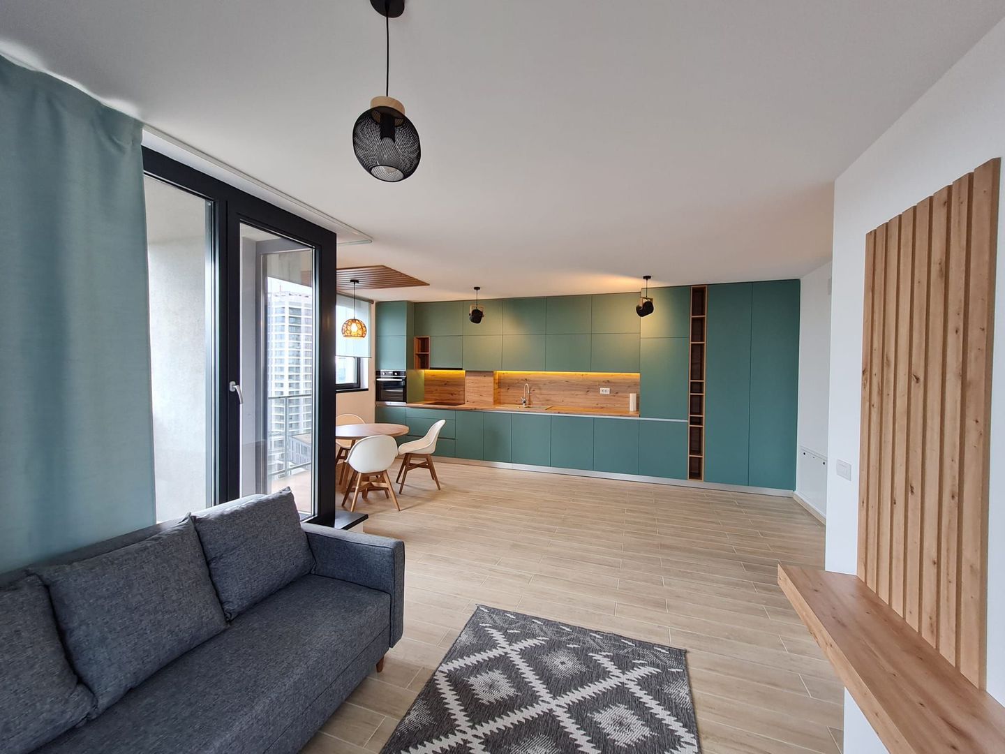 Calitate și confort la prima închiriere - Poză 1