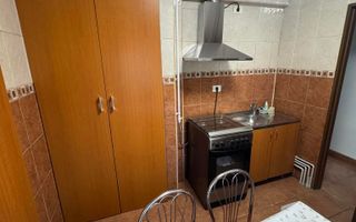 De vânzare Apartament 2 camere, Bulevard Revoluție /Piața Mare, Arad. - Poză 8