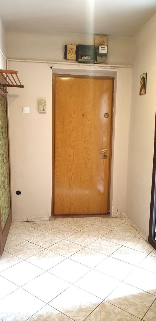 Apartament 4 camere de inchiriat Tractorul (Goga) - Poză 9
