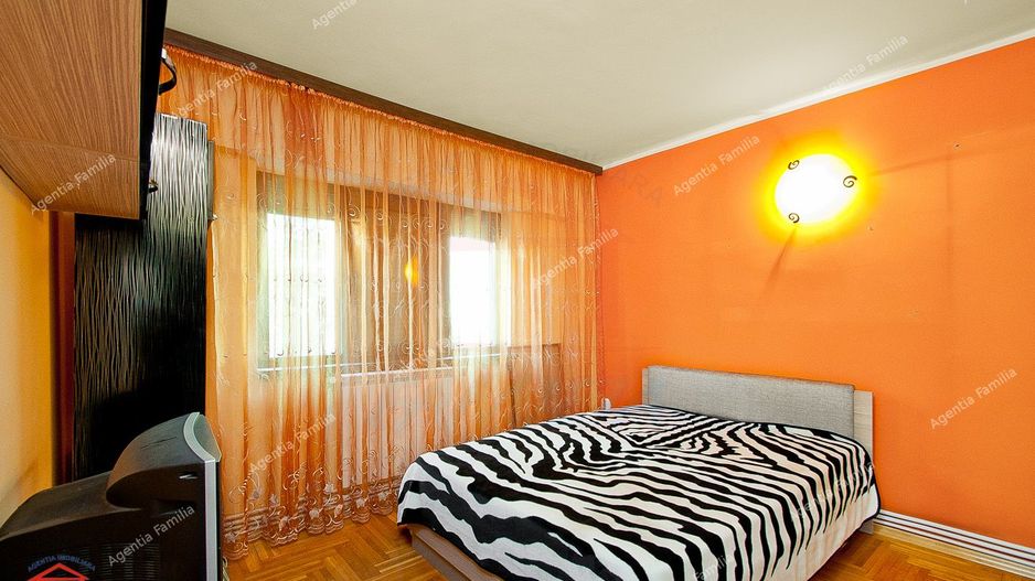 Vanzare apartament cu 2 camere, centru( Egreta, bloc din 90''), parter - Poză 7