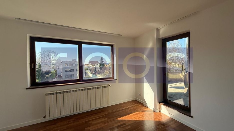 INCHIRIERE VILA DEOSEBITA EROU IANCU NICOLAE | PISCINA | 7 CAMERE | 1300MP CURTE - Poză 12