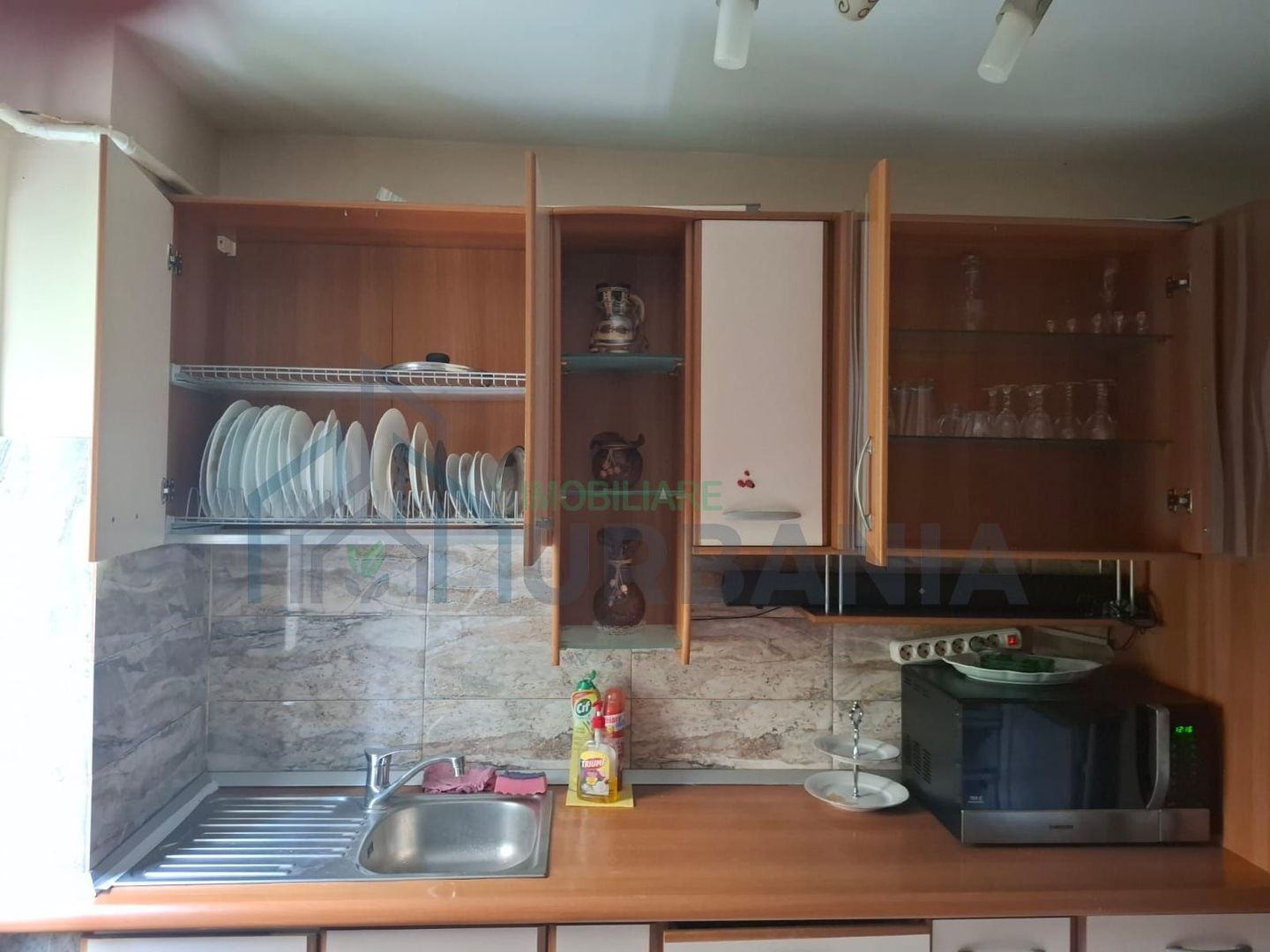 Apartament 3 camere de închiriat, zona Podul de Piatră, Liteni - Poză 2