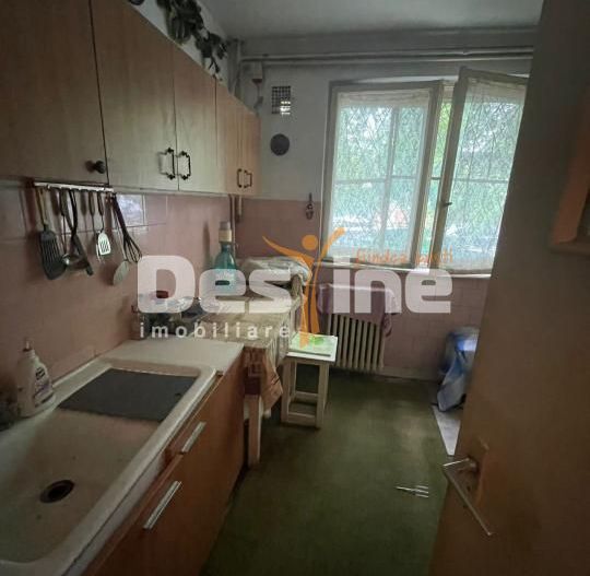 APARTAMENTt 3 CAMERE DE VANZARE - Parter -GIULESTI - Poză 8