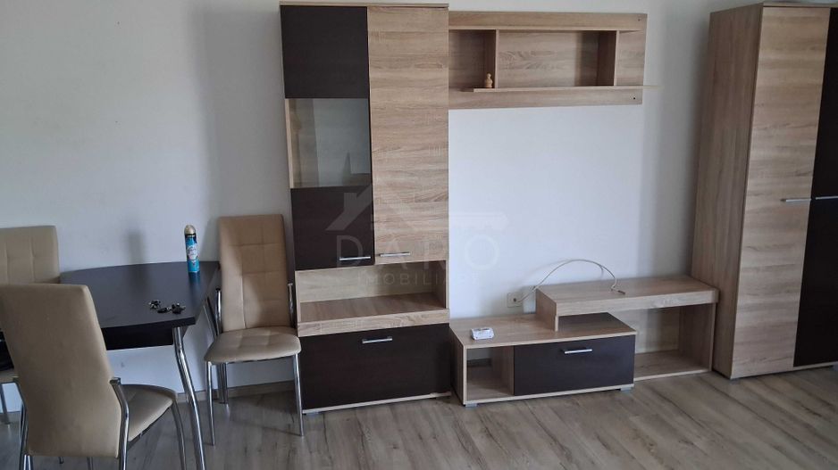 1 camera Garsoniera de inchiriat - Poză 6