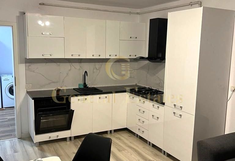 De vânzare – Apartament 2 camere în Sânpetru - Poză 1
