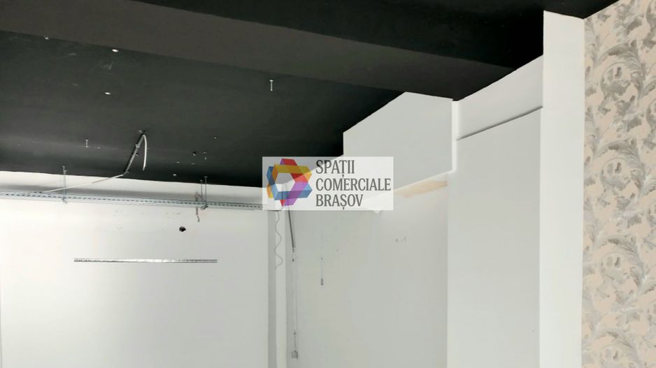 Spatiu comercial de închiriat  Brasov - 146 mp # spatii-comerciale-brasov.ro - Poză 1