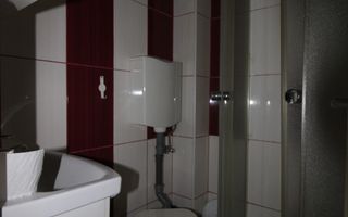 Garsoniera, zona Telegrafului, potrivit pentru o persoana sau cuplu. - Poză 6