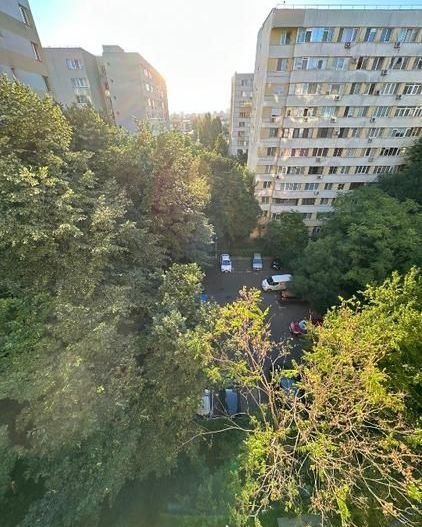3 camere Obor – Veranda Mall | Bloc reabilitat | Ideal pentru renovare după gust - Poză 2