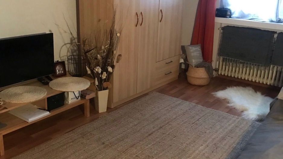 Garsoniera decomandata, tavane inalte, locatie premium Calea Victoriei - Poză 3