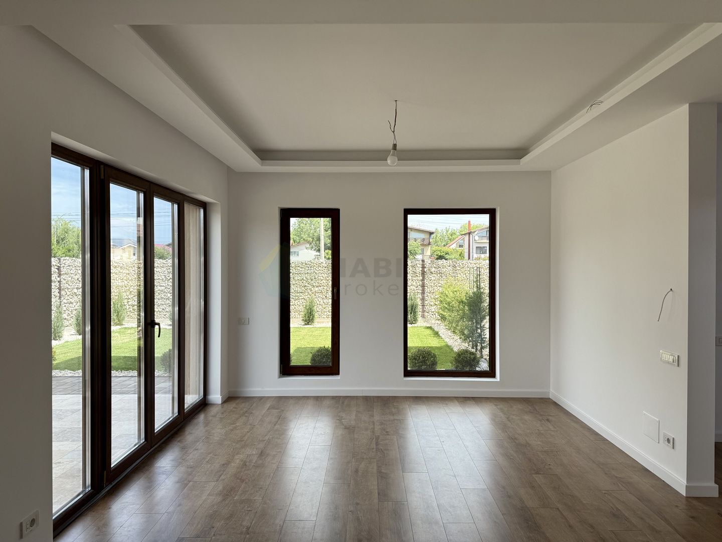 Vila Individuala 4 camere, curte 380 mp Lacul Pasarea - Poză 4