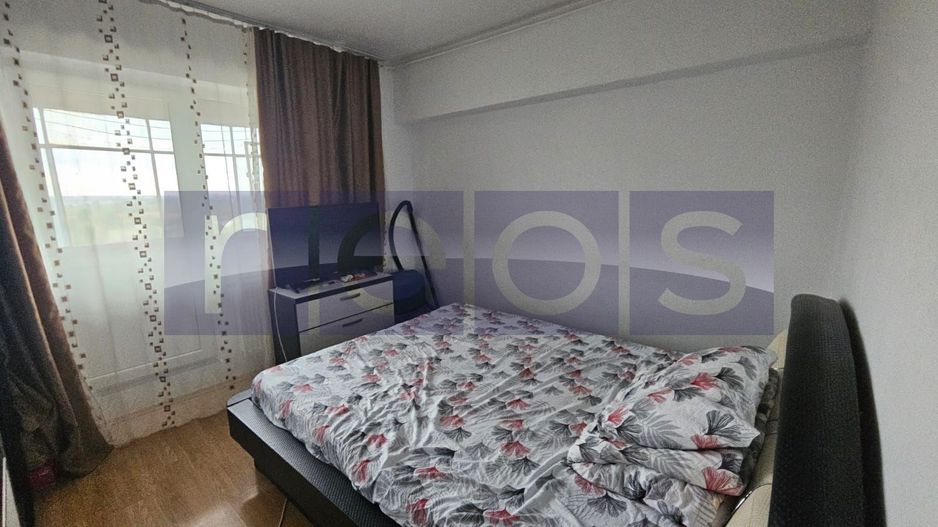 DE VANZARE AP 3 CAMERE 71 MP GHENCEA-BRASOV | SEMIDECOMANDAT | METROU - Poză 2