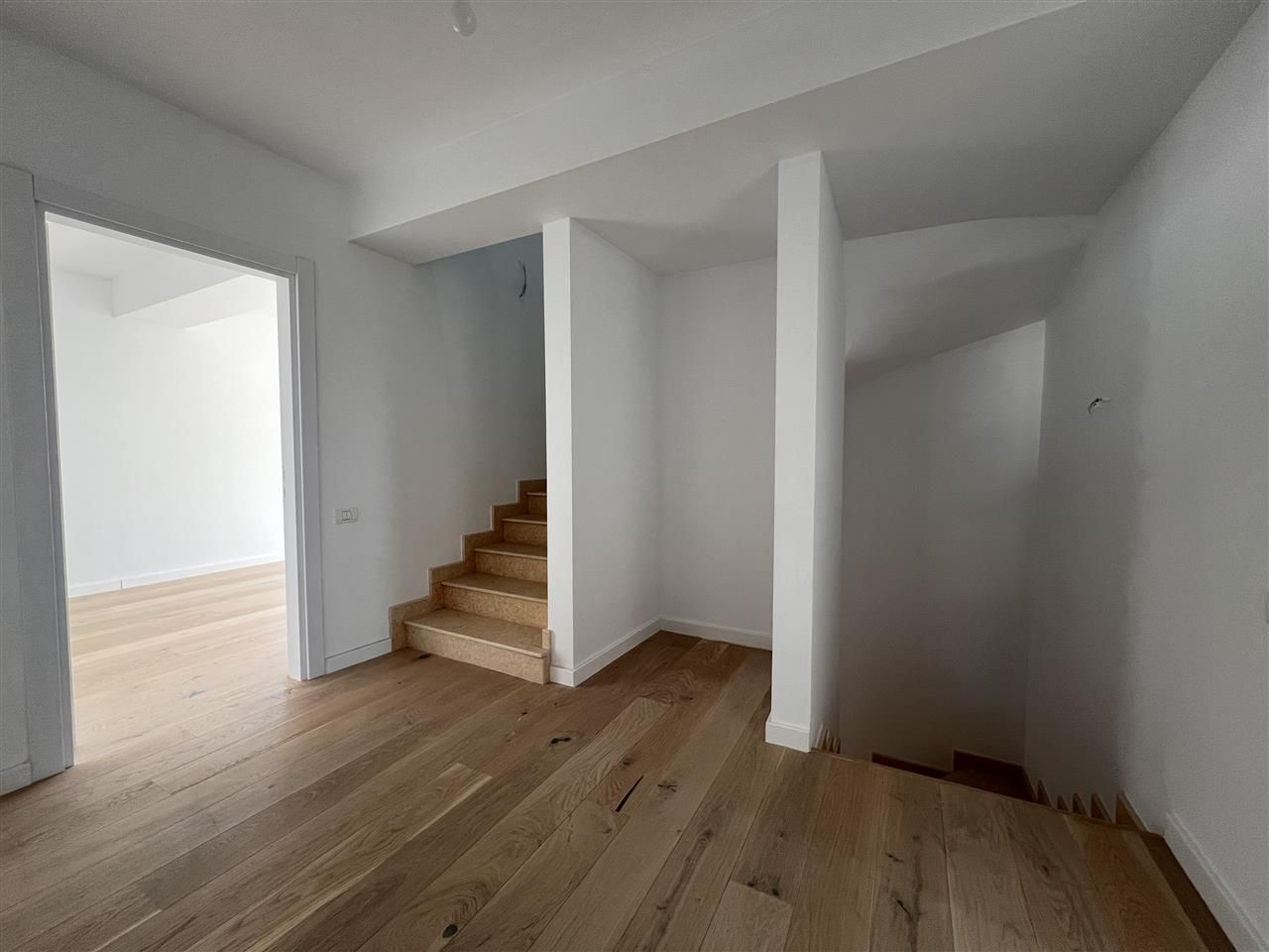 Vila Finalizata|Mobilata complet  9 camere | Corbeanca Laguna Albastra - Poză 12