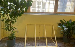 2 dormitoare, centrala proprie, bucatarie inchisa. Piața Libertatii. - Poză 22