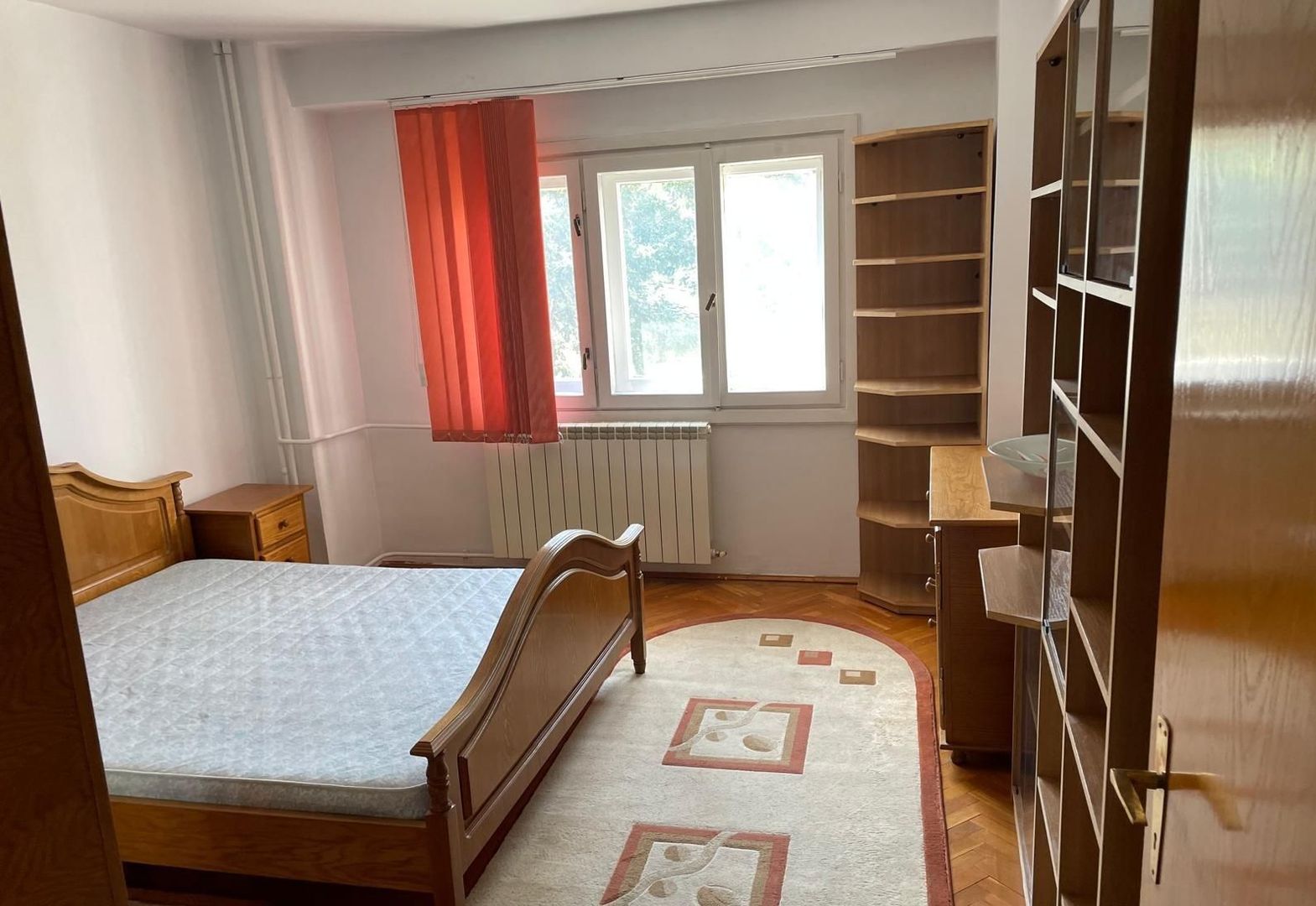 De Închiriat Apartament 3 Camere Unirii- Centrul Civic - Poză 1