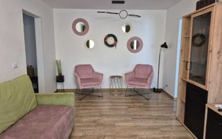 Închiriez apartament cu 3 camere, poziție centrală, aproape de complexul Palas. - Poză 7