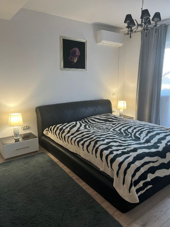 Sau/închiriez casa P+1E capătul Comunei Berceni Mănăstirea Sf. Treime - Poză 3