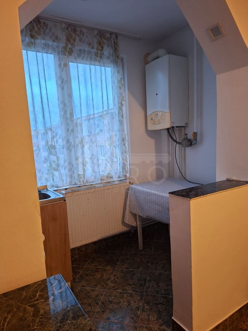 Dau in chirie apartament 2 camere, cartier Tudor - Poză 6