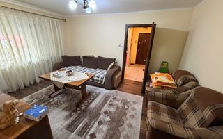 Apartament 2 camere, parter - zona Cetate - Poză 4